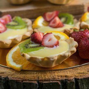 Mini Tarte cu Fructe