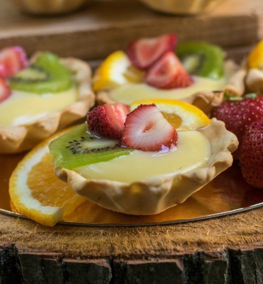 Mini Tarte cu Fructe