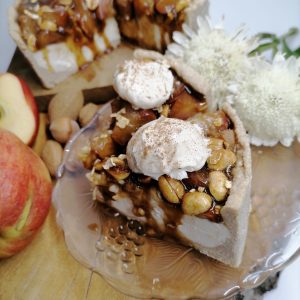 Cheesecake cu mere caramelizate